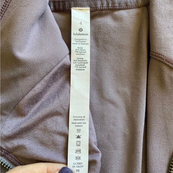 Lululemon jacket - Picture 4 of 8